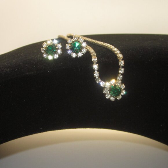 Vintage Bling Choker & Earrings with Green Accent - Picture 5 of 7